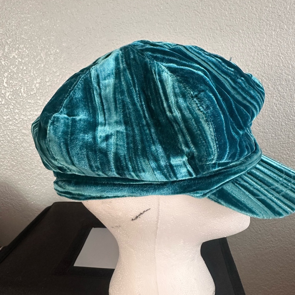 Teal Velvet Cap with Ribbon - Picture 4 of 4